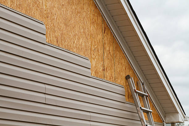 24/7 Emergency Vinyl Siding experts in Hermitage, PA